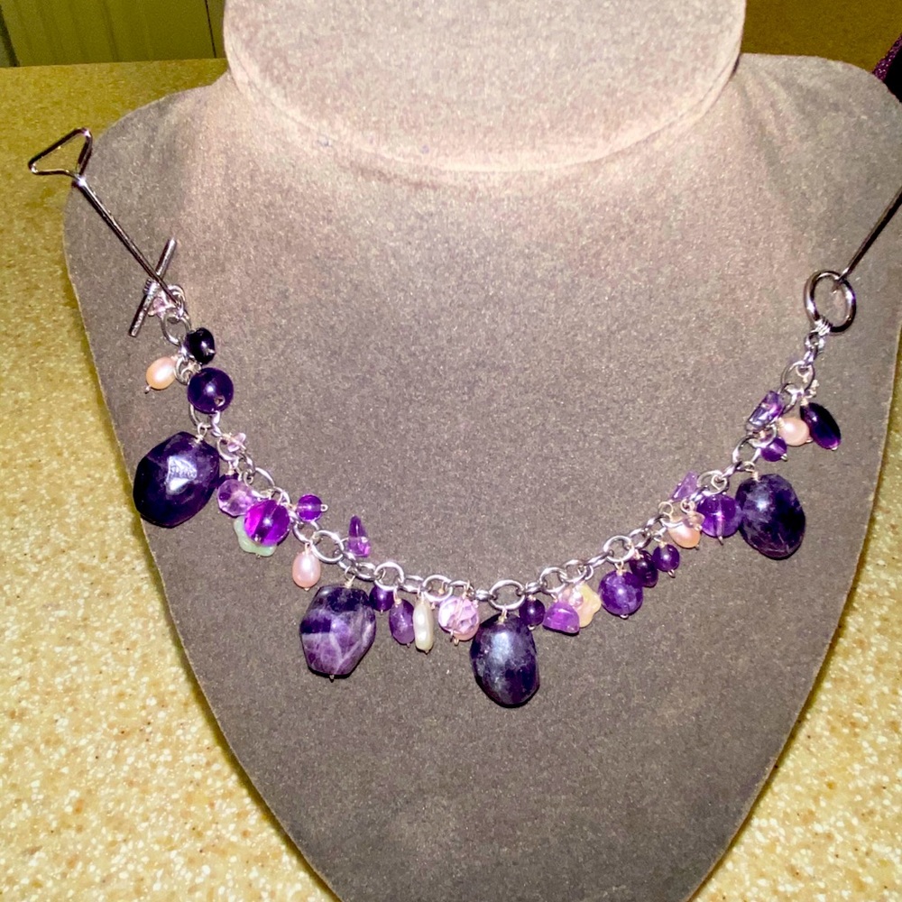 Amethyst freshwater pearl and silver bracelet 7.5i